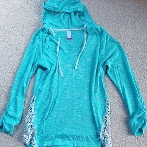 Women’s long sleeve